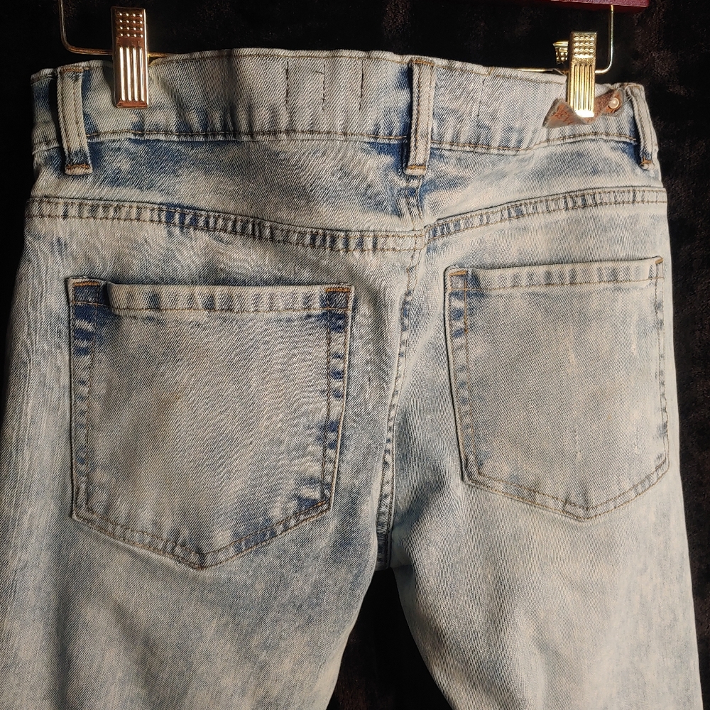 Evolution Jeans - Picture 8 of 11
